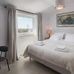 Luxurious Home In Buje Buje